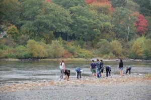 Delaware River White Water Rafting - <p>Beautiful autumn scenery of the Delaware Water Gap.</p>